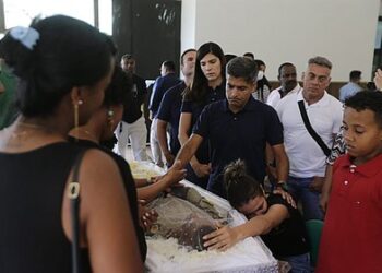 Corpo de subtenente morto pela PM é velado em Salvador: ‘Doloroso’