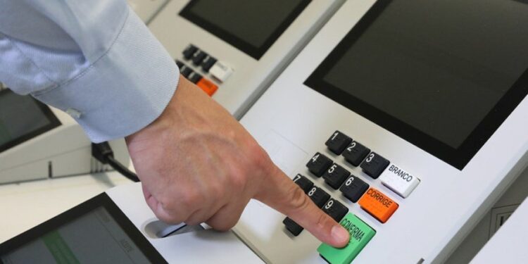 A partir de hoje, eleitores não podem ser presos até 48h após eleições