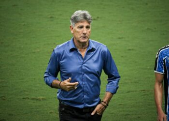 Grêmio demite Roger Machado e anuncia volta de Renato Portaluppi