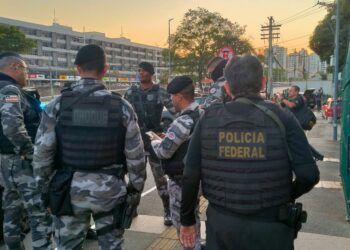 Quatro pessoas são presas durante operação contra roubos a bancos na BA; mandados de busca e apreensão também são cumpridos