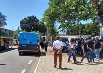 Polícia identifica suspeitos de atirarem em adolescente que promoveu ataque a escola na BA; jovem cadeirante foi morta na ação