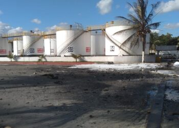 Incêndio em distribuidora de combustíveis deixa feridos em Feira de Santana