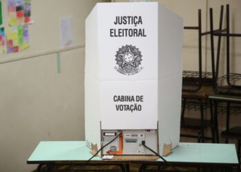 Governo da Bahia publica decreto que transfere feriado do Dia do Servidor para novembro