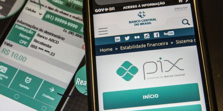 PIX Saque e PIX Troco movimentaram R$ 240 milhões em mais de 9 meses de existência