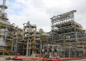 Gasolina aumenta mais de 8% e diesel fica até 11,5% mais caro na Bahia