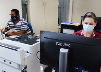 Uso de máscaras em ambientes fechados volta a ser obrigatório em Feira de Santana