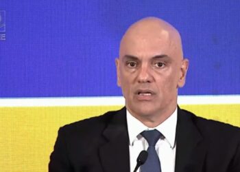 Moraes bloqueia contas de suspeitos de financiar protestos pelo país