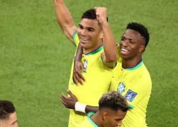 Brasil vence a Suíça e está classificado para as oitavas de final da Copa do Mundo