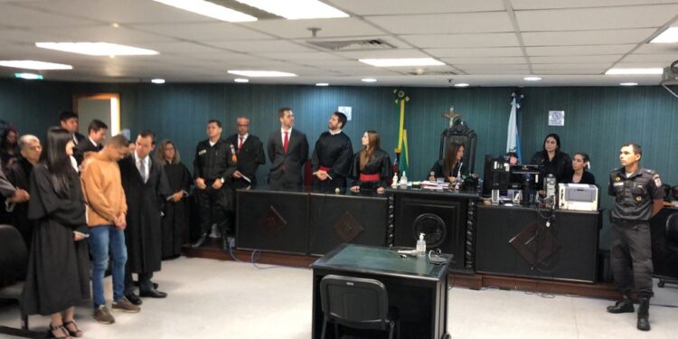 Flordelis é condenada a 50 anos de prisão pelo homicídio do pastor Anderson do Carmo