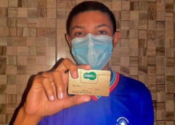 Governo deposita novo crédito do programa Bolsa Presença para famílias de estudantes da rede estadual