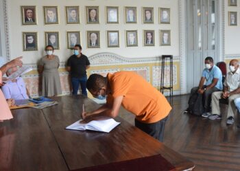 Colbert Filho dá posse a agentes regionais e distritais