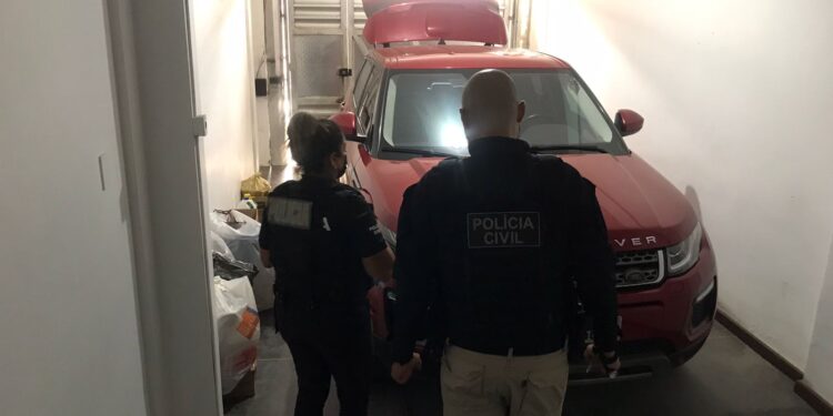 Empresa do ramo de farmácia acusada de sonegar mais de R$ 35 milhões é alvo de operação