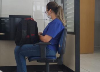 Mulher é presa na Bahia por atuar como médica sem registro profissional, paga fiança e é liberada
