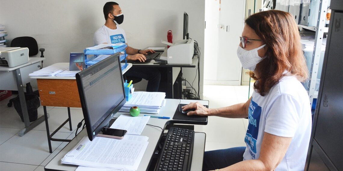 Prefeitura divulga lista de aposentados e pensionistas que terão benefício suspenso