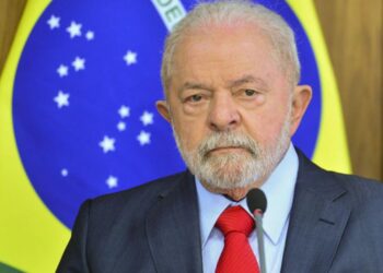 Pesquisa Ipec mostra que 55% dos brasileiros acreditam que Lula fará governo melhor que Bolsonaro