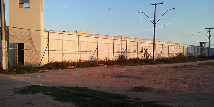 Detento morre em cela de presídio em Feira de Santana
