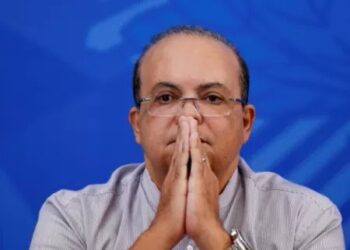 PF faz busca e apreensão na casa de Ibaneis Rocha e ex-secretário do DF