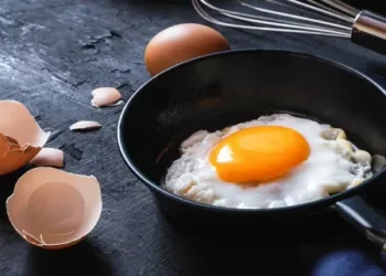 Orgânico, caipira, vermelho: qual ovo escolher e como saber se ele está bom