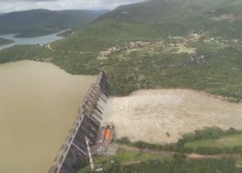 Barragem de Pedra do Cavalo tem vazão aumentada por conta das fortes chuvas na Bahia
