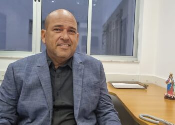 Binho Galinha quer meia entrada para mulheres nos estádios