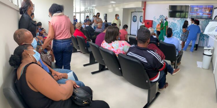Novo ambulatório do Hospital Clériston Andrade atende mais de mil pacientes na primeira semana se funcionamento
