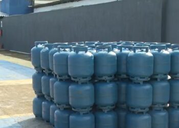 Acelen anuncia redução de 8% no valor do gás de cozinha na Bahia