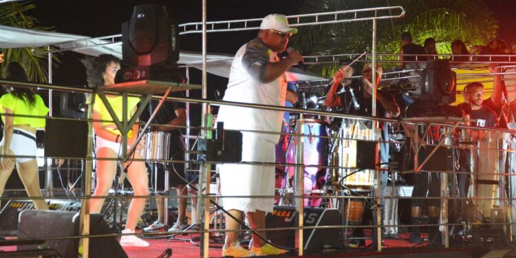 Tem Esquenta Micareta em Humildes neste domingo