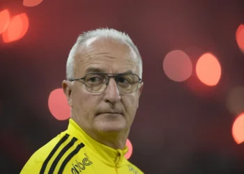 São Paulo contrata Dorival Júnior como novo treinador