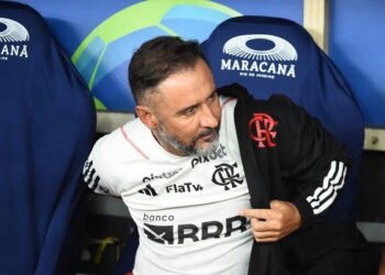 Vítor Pereira é demitido pelo Flamengo