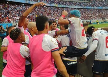 É campeão! Bahia bate Jacuipense por 3×0 e fatura o 50° título do Baianão