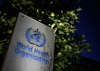 Covid não é mais uma emergência sanitária de importância internacional, diz OMS