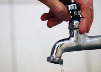 Conexão de rede suspende abastecimento de água na quarta-feira (10) em bairros de Feira de Santana