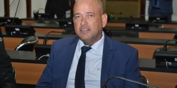 Binho Galinha defende doação de barracas patronizadas na Marechal