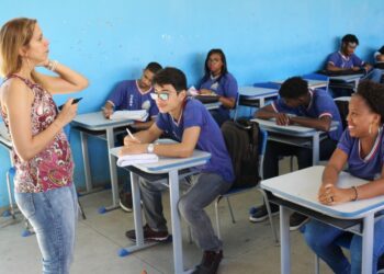 Governo da Bahia convoca professores da educação básica aprovados em seleção REDA