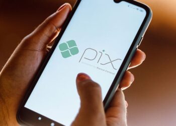 Pix supera cartões de crédito e débito em número de transações