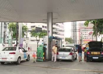 Entenda porque anúncio de redução da Petrobras nos valores do gás de cozinha, gasolina e diesel não beneficiam os baianos