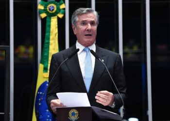 Supremo condena Collor por corrupção e lavagem a 8 anos e 10 meses de prisão