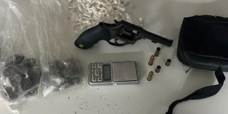 Morre 3º suspeito de envolvimento em assassinato PM que reagiu a assalto na Bahia; homem segurou arma do militar