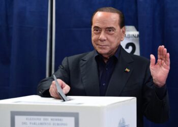 Silvio Berlusconi, ex-primeiro-ministro da Itália, morre aos 86 anos