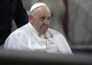 Papa Francisco passará por cirurgia abdominal de emergência nesta quarta-feira
