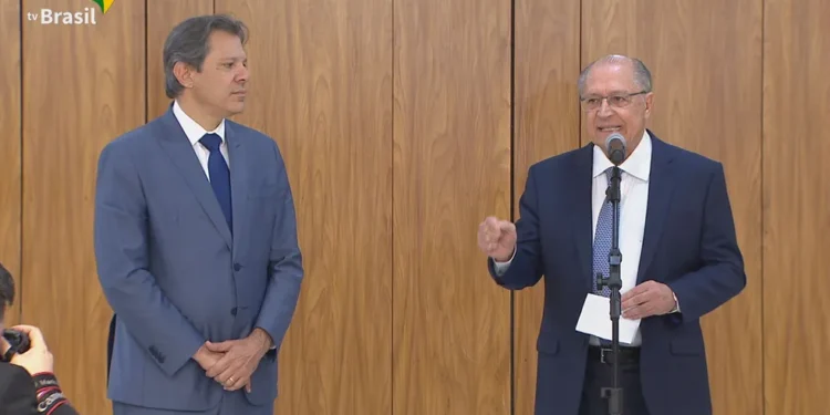 Governo anuncia programa de renegociação de dívidas de até R$ 5 mil