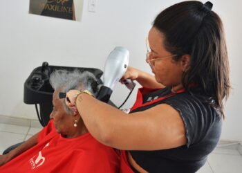 Inscrições abertas para curso gratuito de corte de cabelo e escova