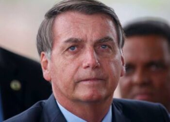 PolíticaBolsonaro já fez cirurgias e se recupera no quarto, diz boletim médico