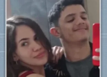 Casal de jovens morre afogado em praia turística no sul da Bahia