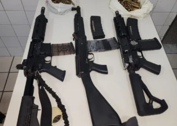 Violência na Bahia: número de fuzis apreendidos até setembro deste ano mais que dobrou em relação a 2022