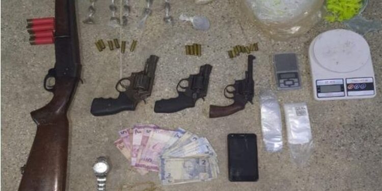 Cinco homens morrem após confrontos com policiais no interior da Bahia, diz PM