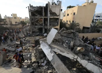 ‘Não há ajuda financeira no Brasil’: duas famílias em lista de repatriados desistem de deixar o sul de Gaza