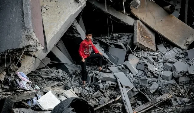 Israel amplia operação por terra em Gaza e bombardeia 150 alvos subterrâneos do Hamas