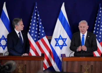 Israel diz que seguirá com bloqueio de água e comida até que o Hamas devolva os reféns
