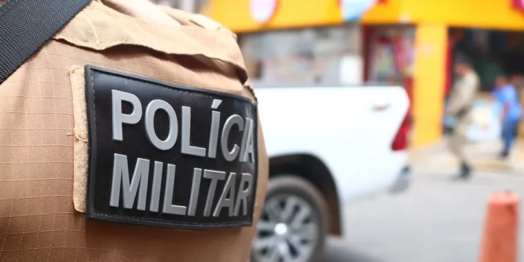 Dois homens morrem em confronto com a PM durante operação policial em Arembepe